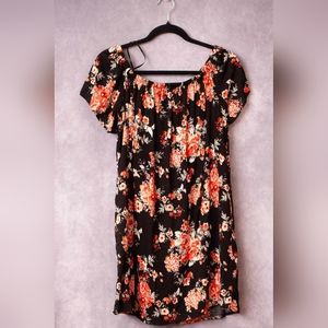 One love clothing floral off shoulder dress size Medium